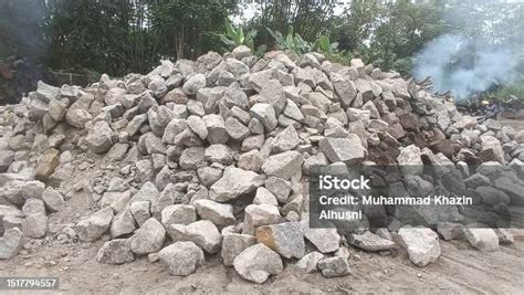 Tumpukan Batu